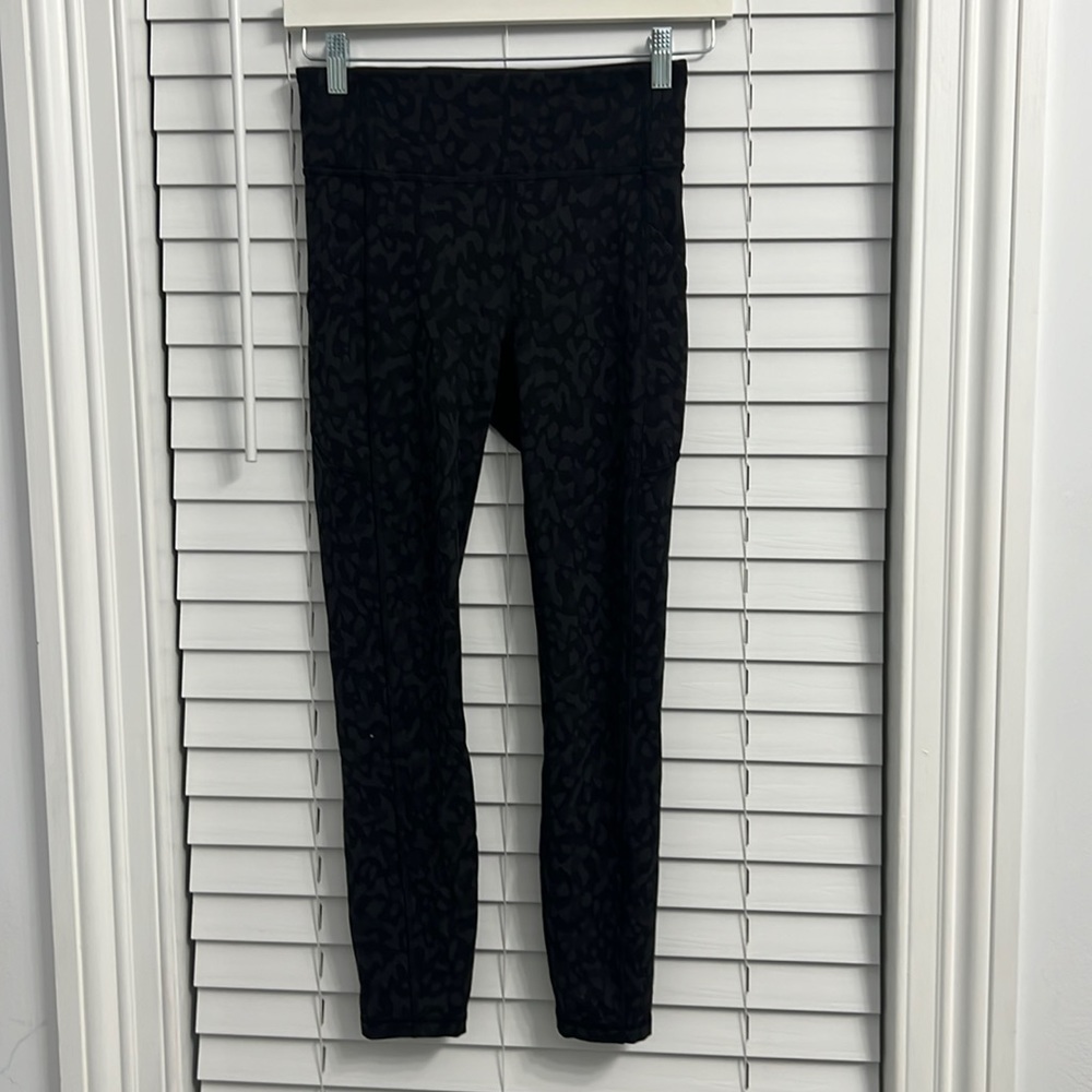 Lululemon Leggings 24”
